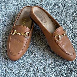 Vionic camel loafers size 6.5